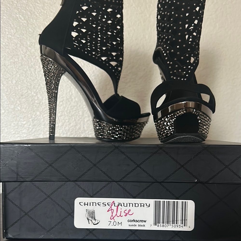 Chinese Laundry Black Crystal Platform Heels